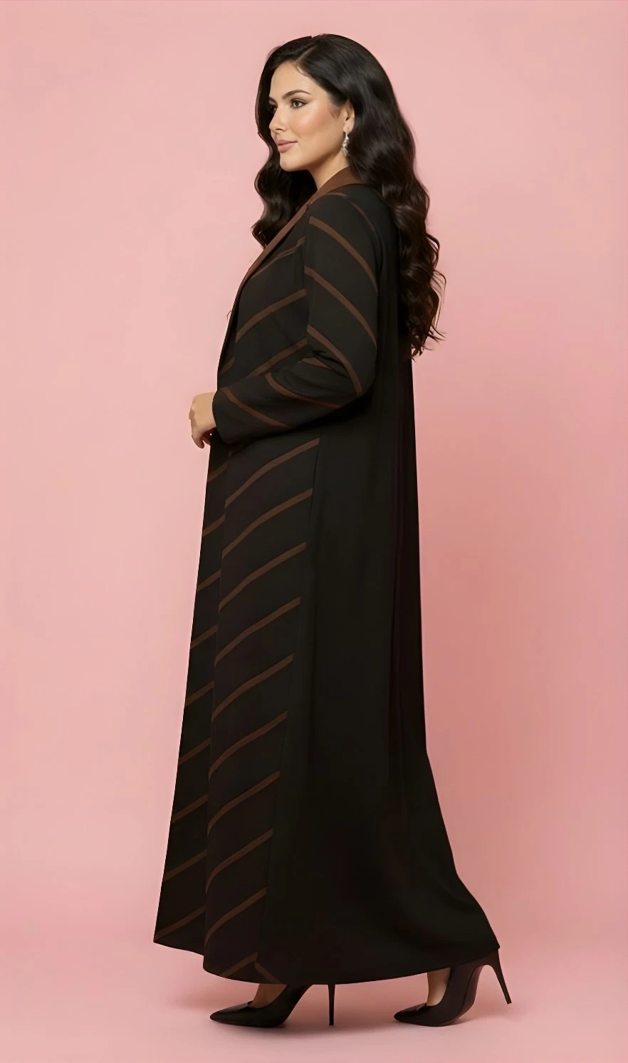 Diagonal stripe Abaya in black & brown