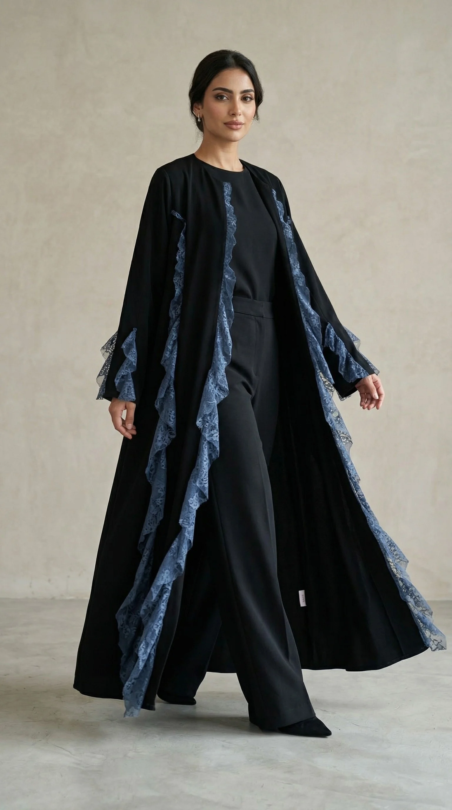 Frill Abaya in black & blue